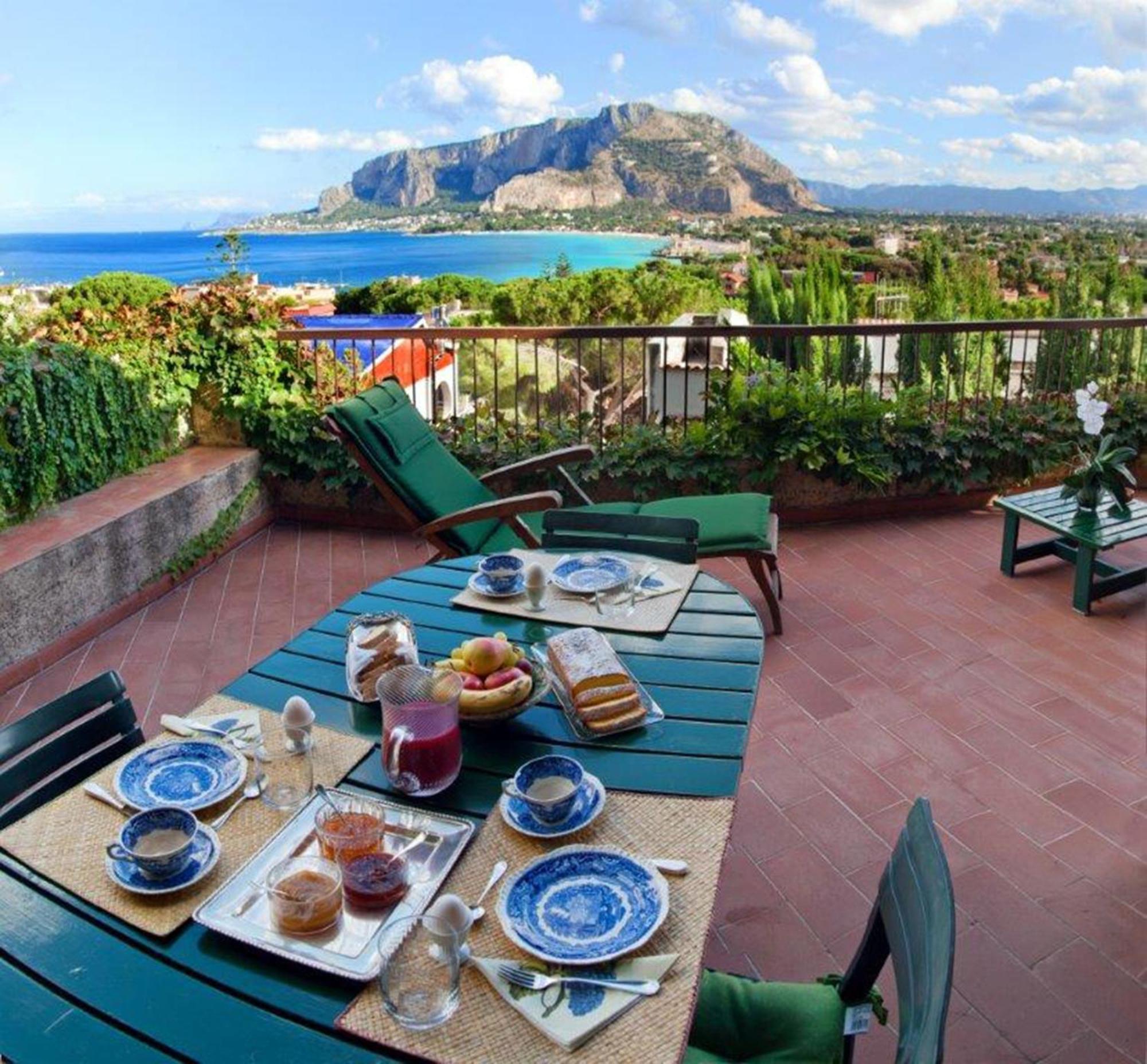 Bed and Breakfast Il Glicine Sul Golfo Монделло Экстерьер фото