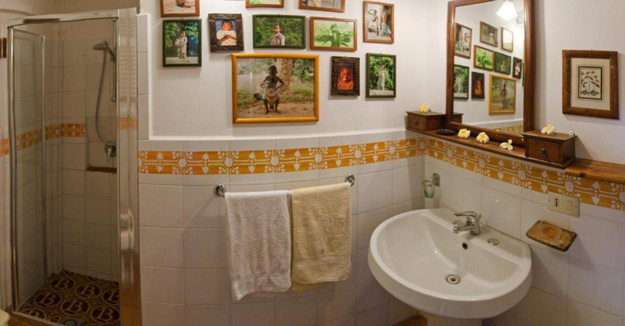 Bed and Breakfast Il Glicine Sul Golfo Монделло Номер фото